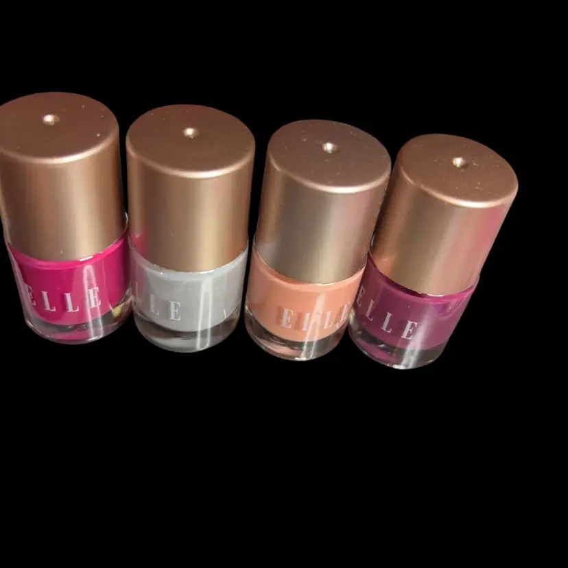 Four Elle Mini Nail Polish Assorted Colors
