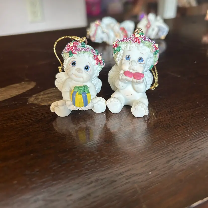 Lot Of 2 Ornaments