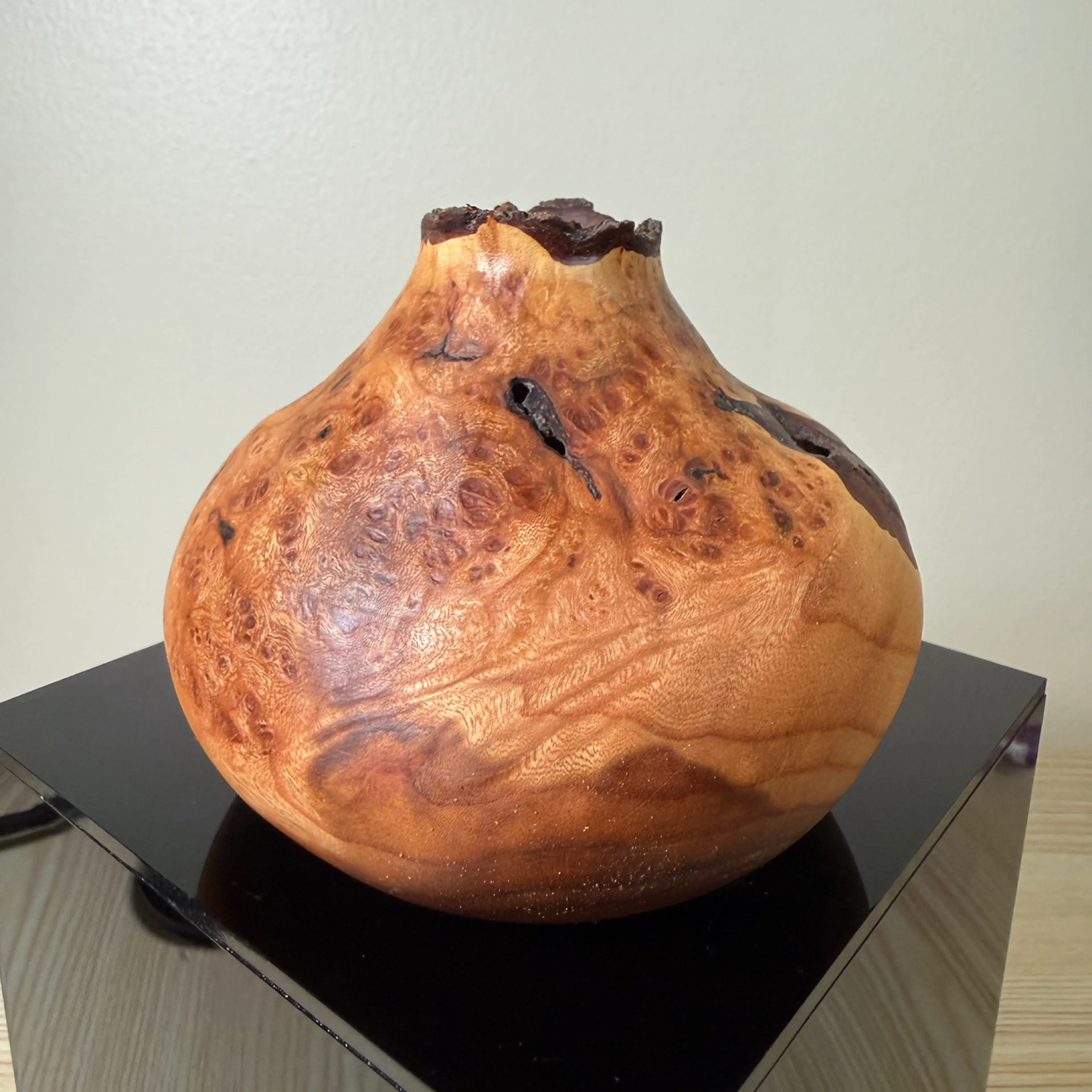 Image 3 of 7