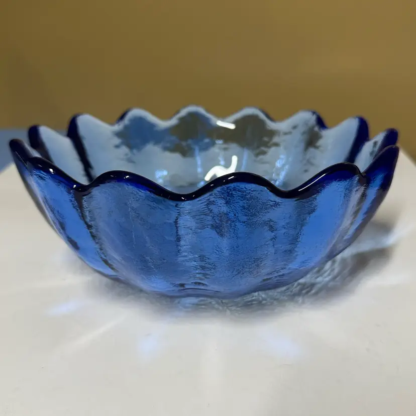 Blenko Glass 14 Petal Persian Blue Lotus Bowl 8.75”w X 3.5”h