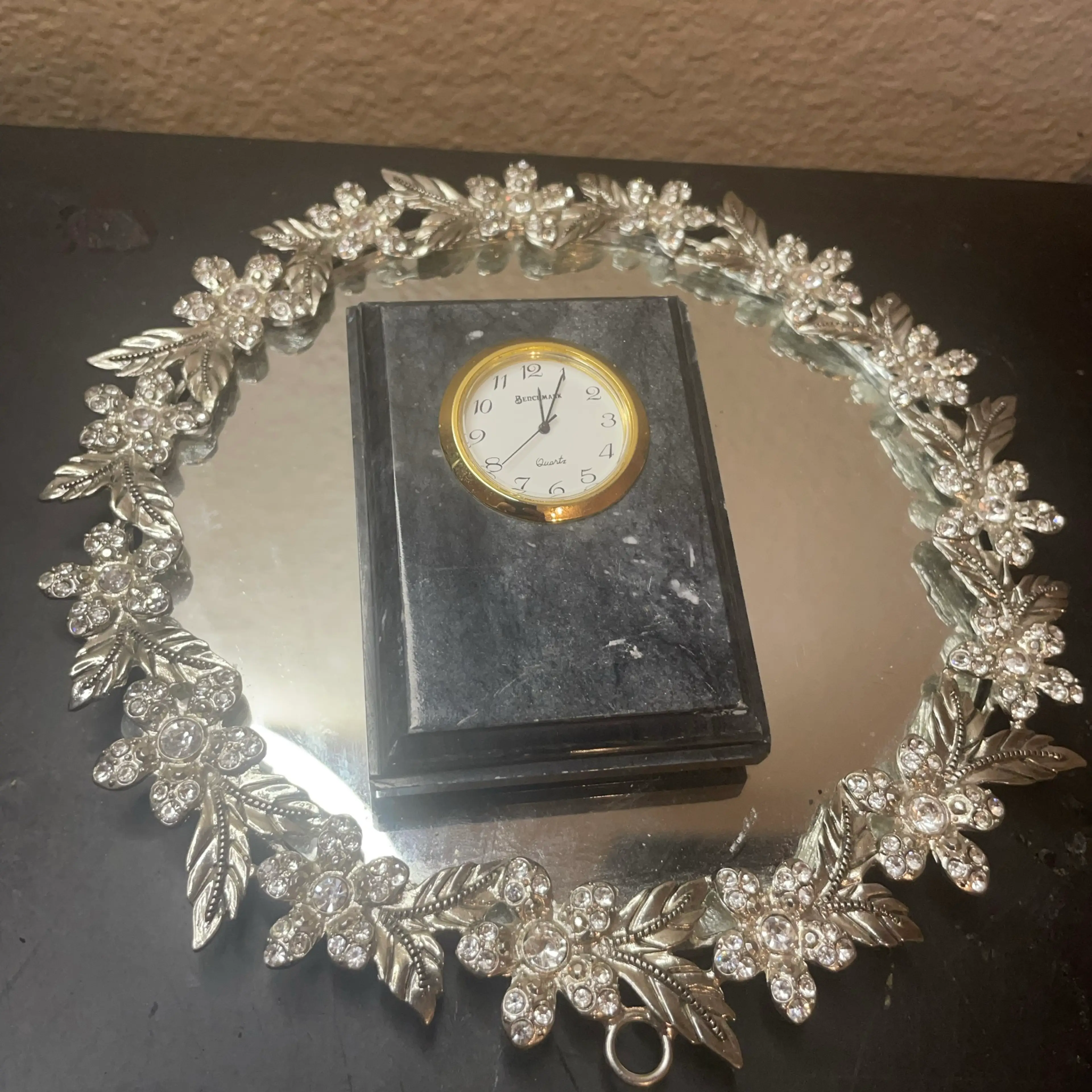 Image 4 of 5