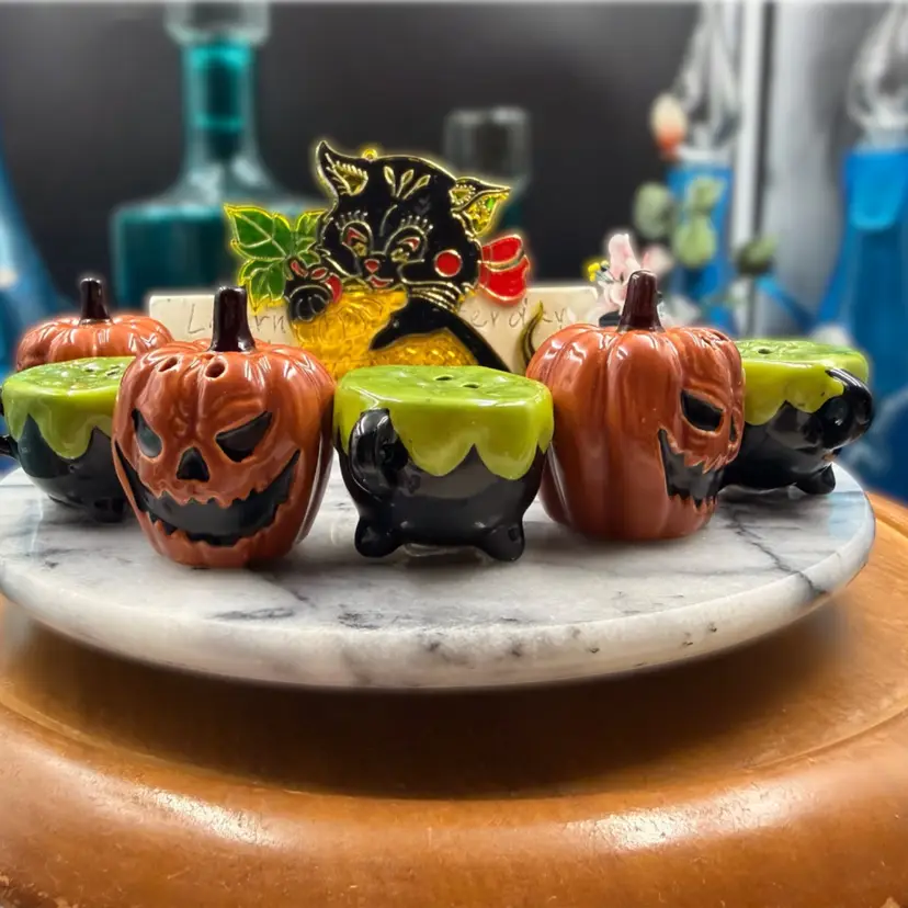 Halloween Salt And Pepper Pumpkin And Caldron