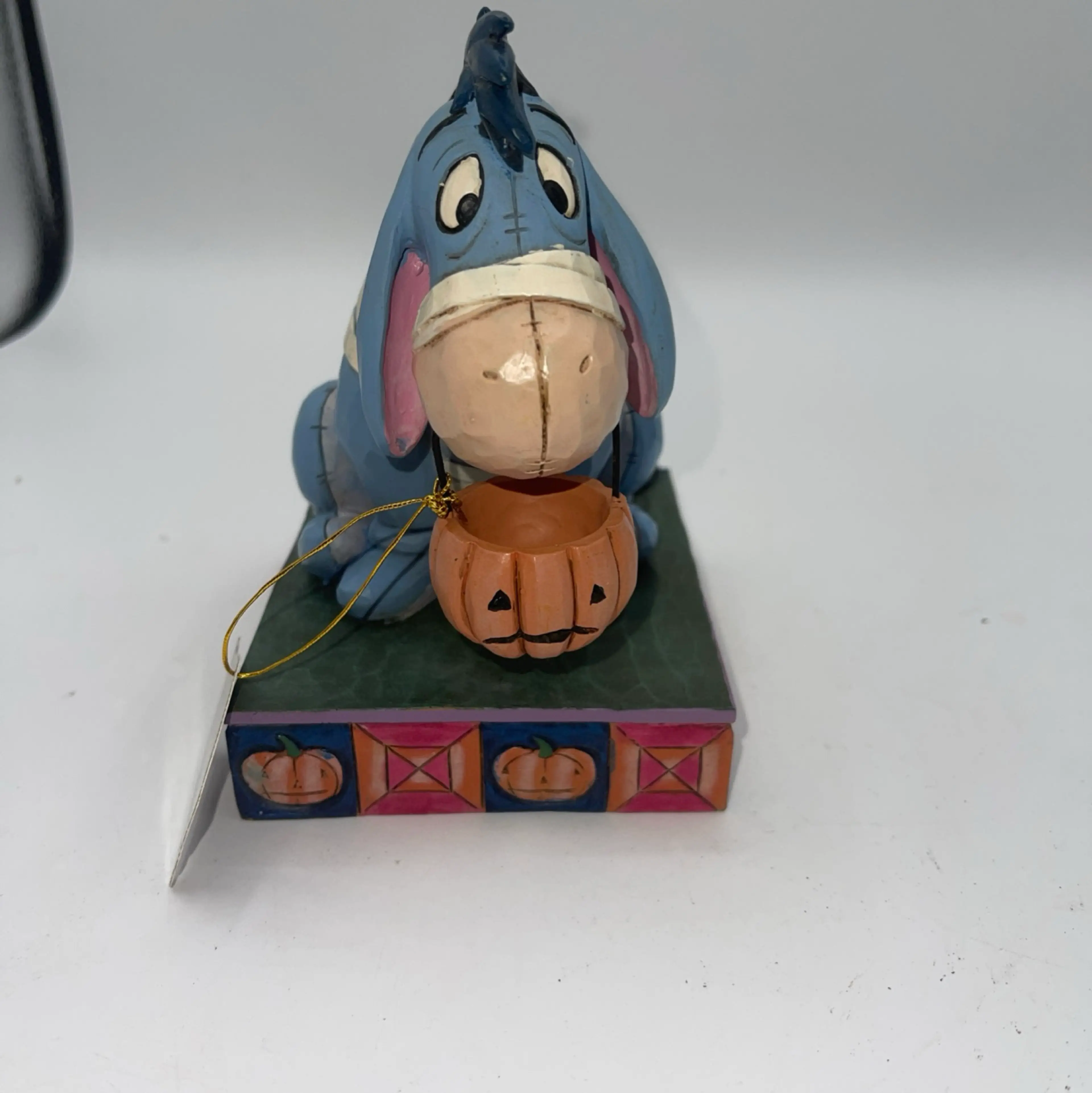 Image 2 of 8