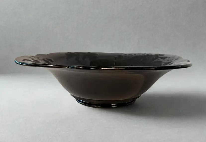 Black Etched Glass Serving Bowl Floral Pattern Elegant Glass Centerpiece Dish Scalloped Decorative Bowl Art Glass Table Decor