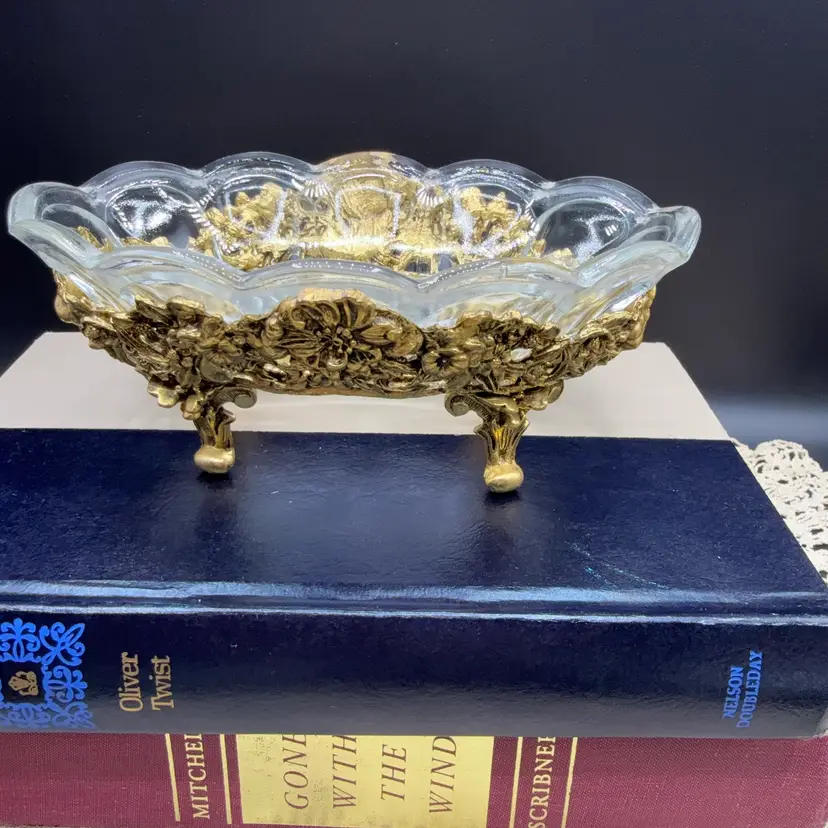 🐞Vtg 24K Gold Plated Hollywood Regency Footed Glass Soap Dish Vanity Tray Trinket Catchall  6 1/4x4x1.5”