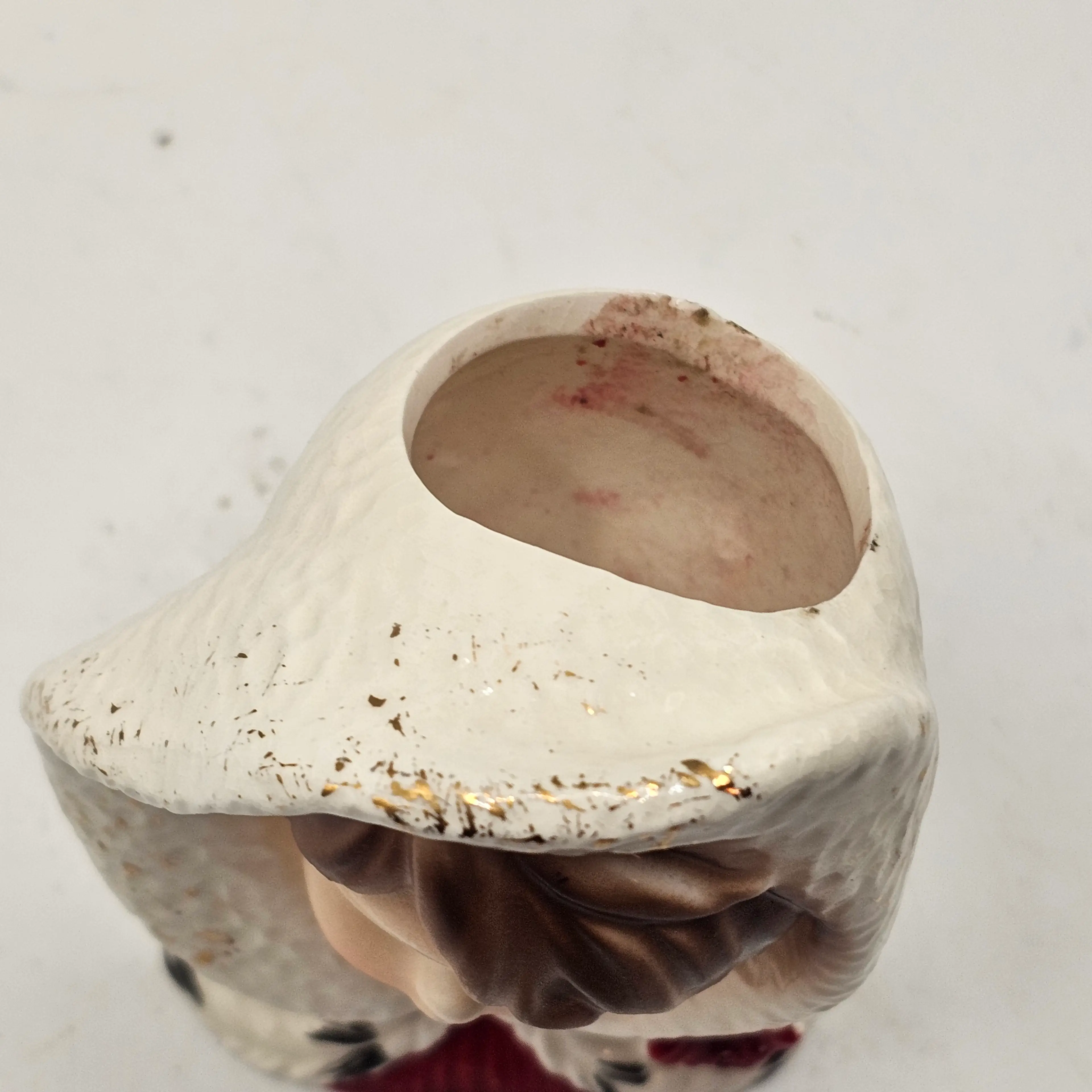 Image 2 of 6