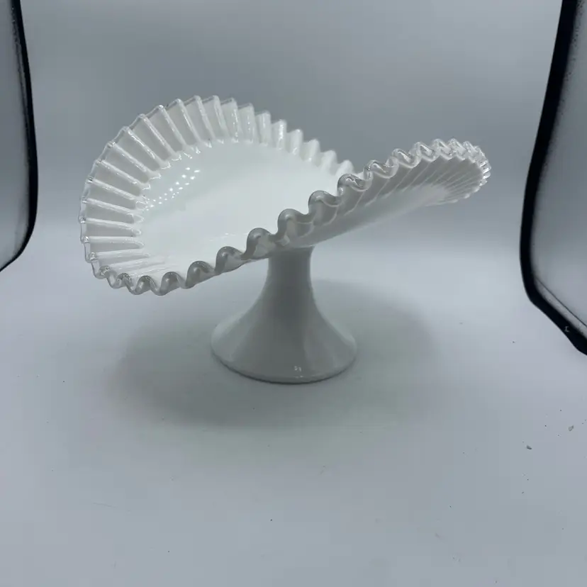 Fenton Silvercrest Footed  Banana Stand  Dish Cake  Stand 13” X 8”