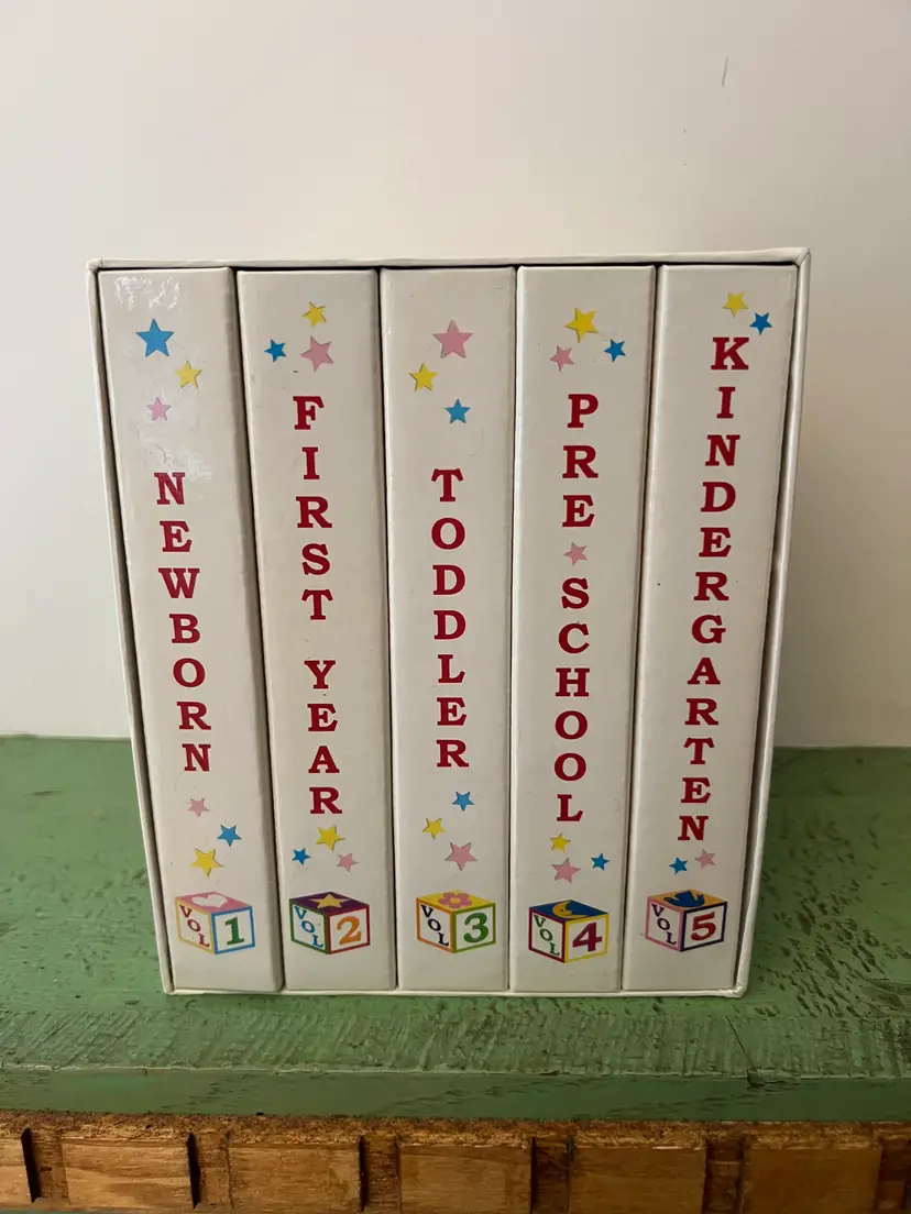 Vintage 5 Album Child's Baby Book Photo Box Set. Newborn-Kindergarten, Teddy Bears Toys
