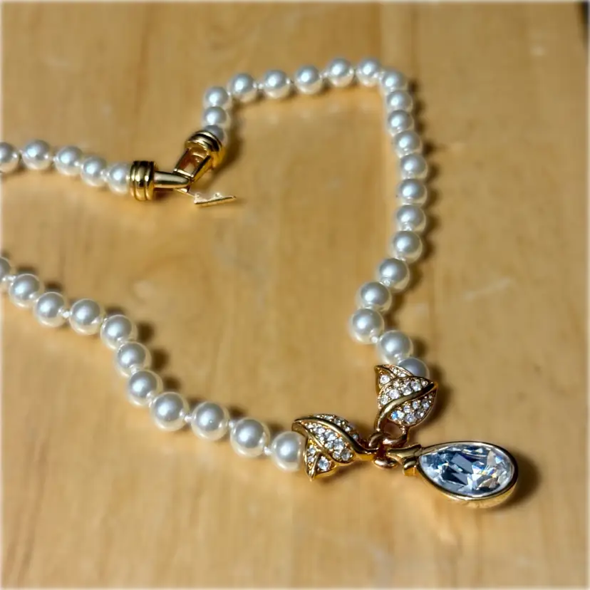 Vintage Signed Swarovski Faux Pearl w Crystal Accents and Fixed Crystal Pendant Goldtone Necklace (1990s) HTF