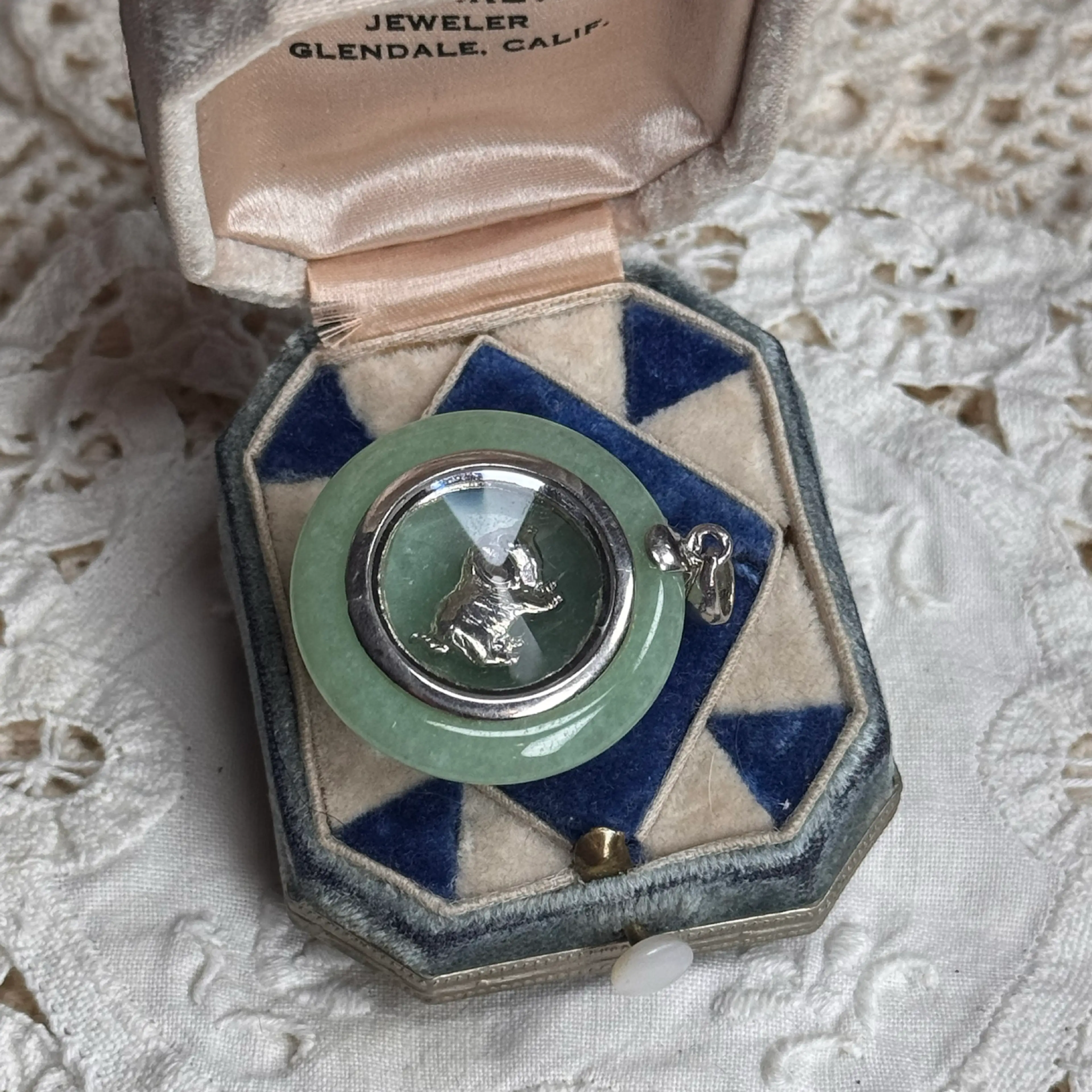 Image 1 of 6
