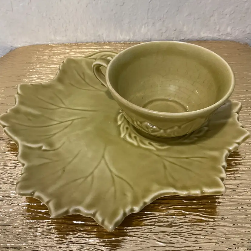 🎉Woodfield Leaf Shaped Snack Set - 2 Available