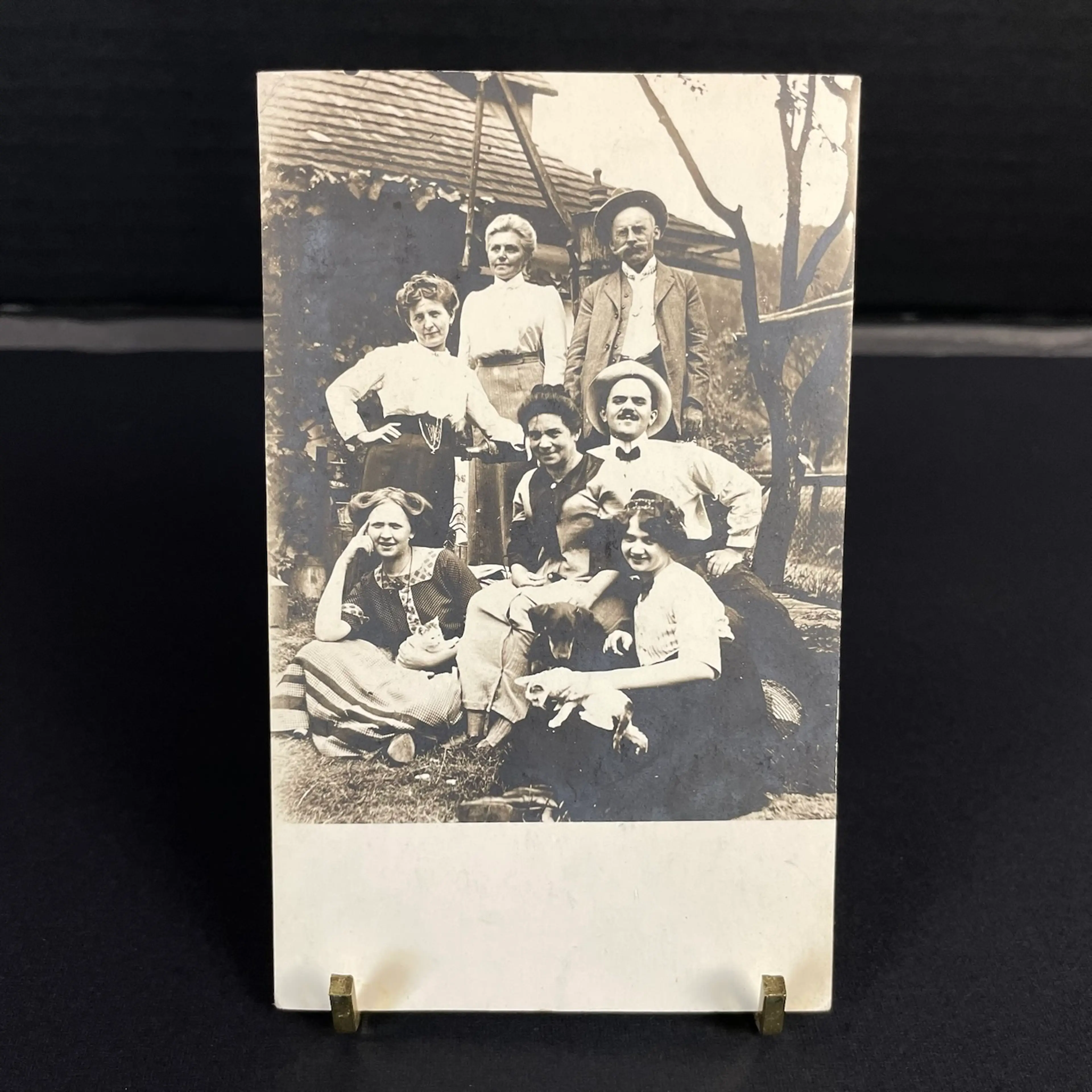 Image 1 of 8