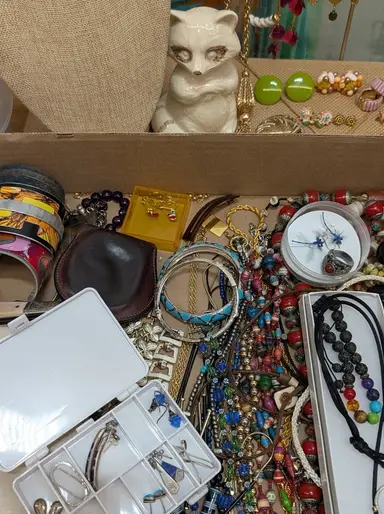 More Estate Jewelry Digging $3 SD 🎉