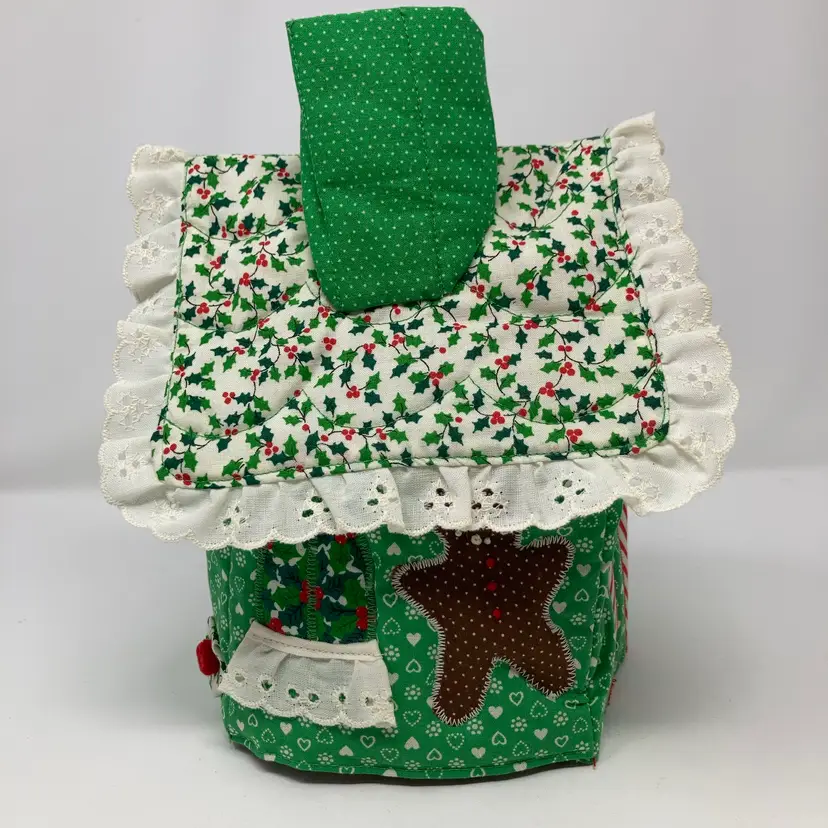 Vintage Handmade Christmas Tissue Box Cover!