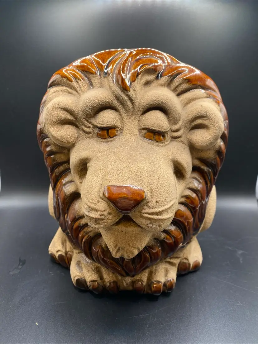 Roaring Retro! Vintage Royal Haeger Sandstone Lion Planter MCM 🦁