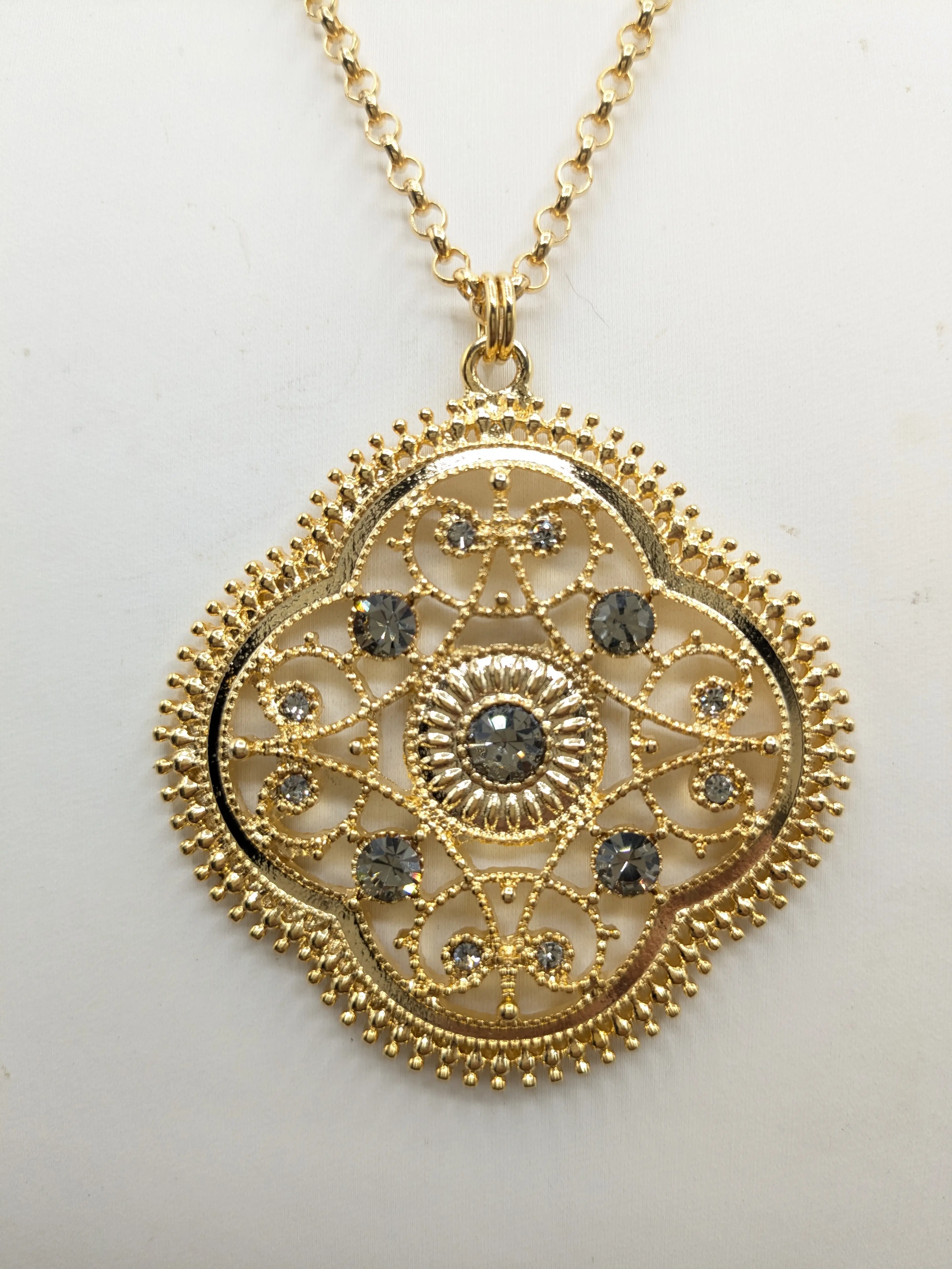 Image 2 of 16