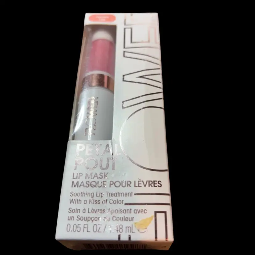 Flower Pedal Pout Lip Mask Pucker Lm5
