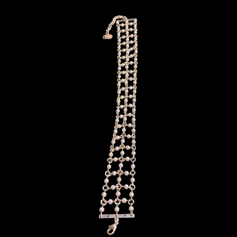 Silver Tone Faux Pearl 12”-15” Choker Necklace!
