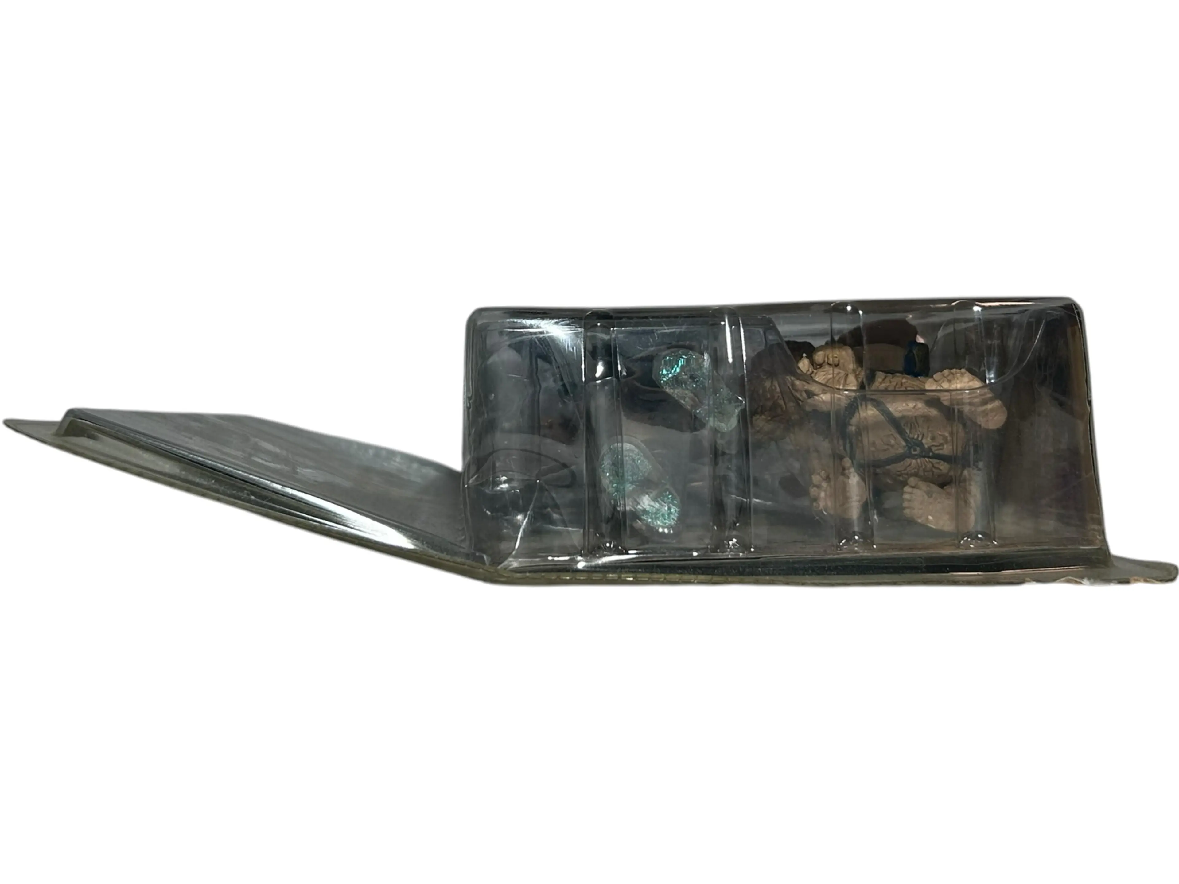 Image 4 of 4