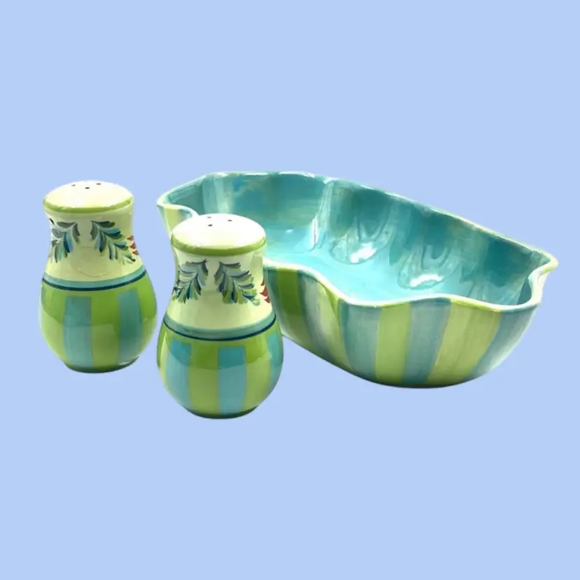 #279- Serving Bowl Salt & Pepper Set By Designer Gail Pittman  Provence  Southern Living Home SLAH