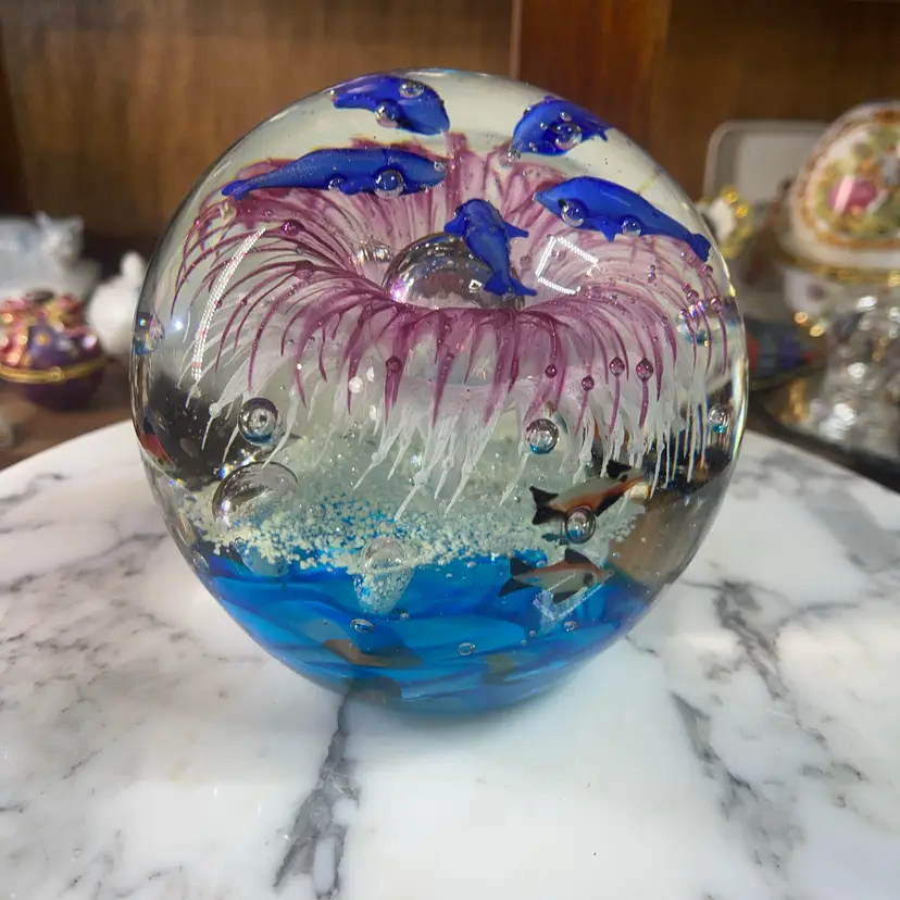Beautiful Art Class Paperwork With Fish And Dolphins 5 Inches Tall Does Glow