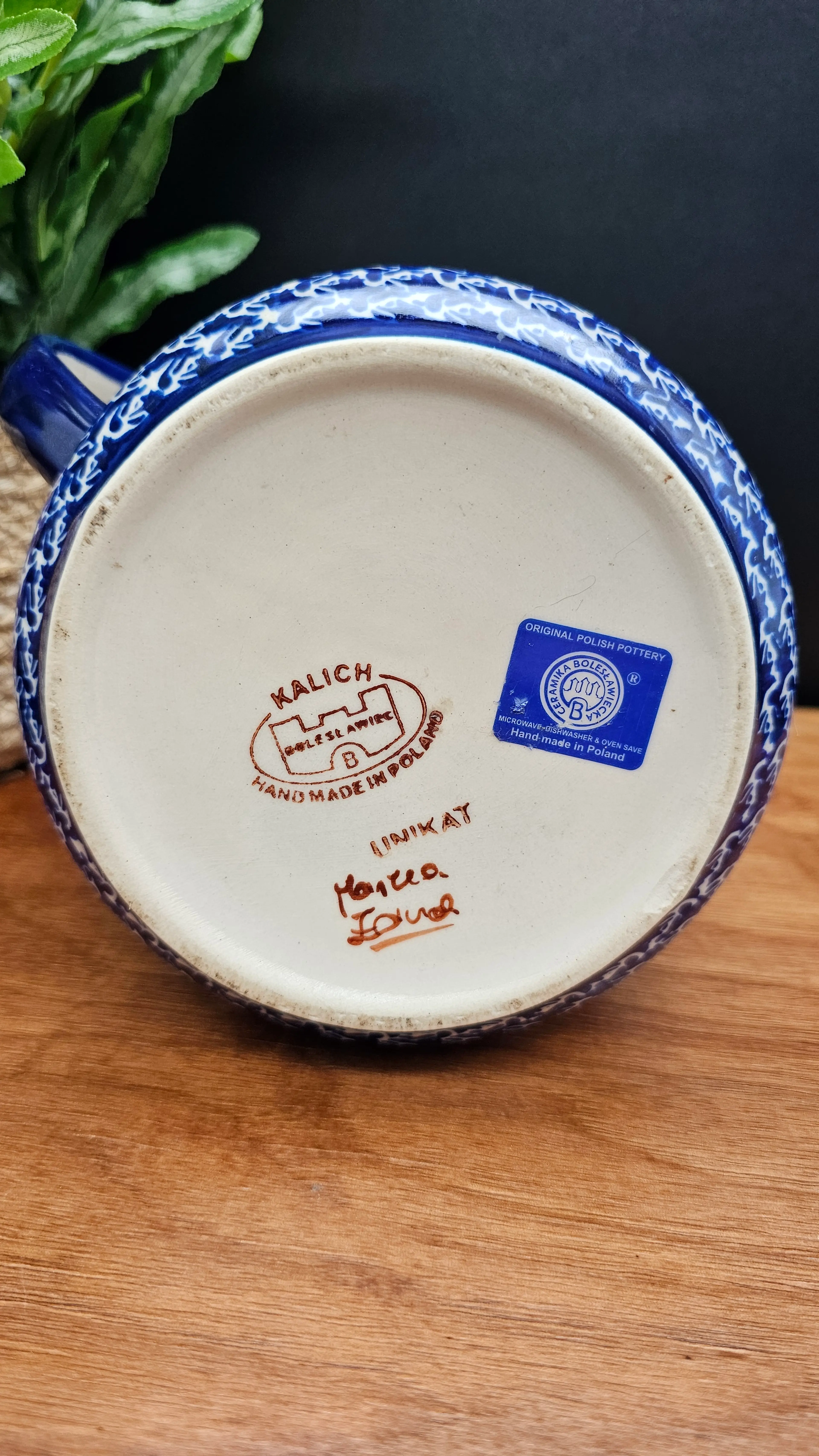 Image 4 of 8