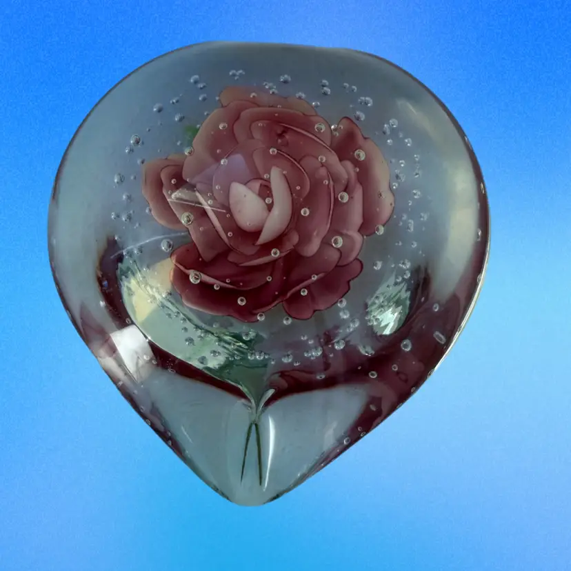 Beautiful Heart Shaped Pink Floral Paperweight