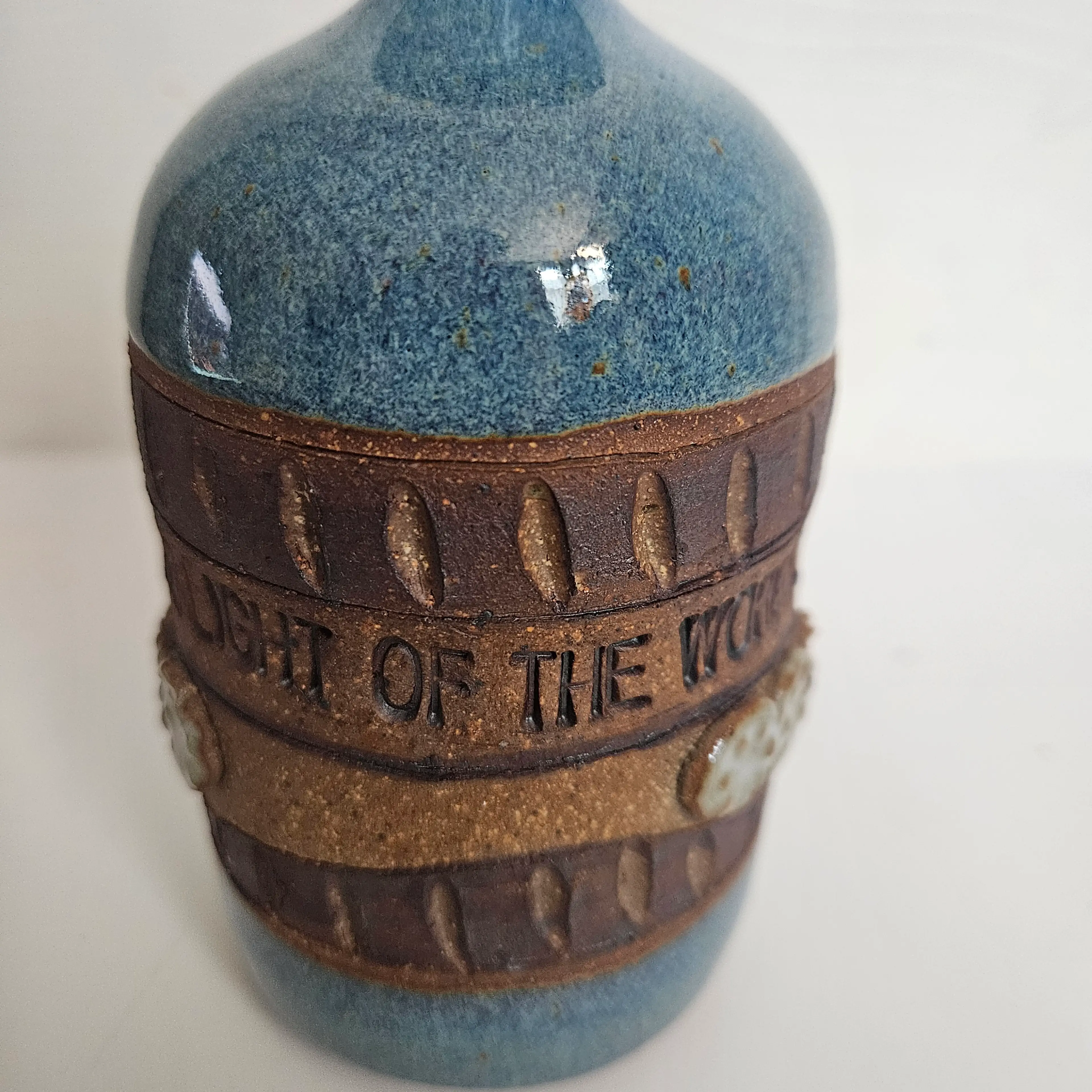 Image 2 of 7