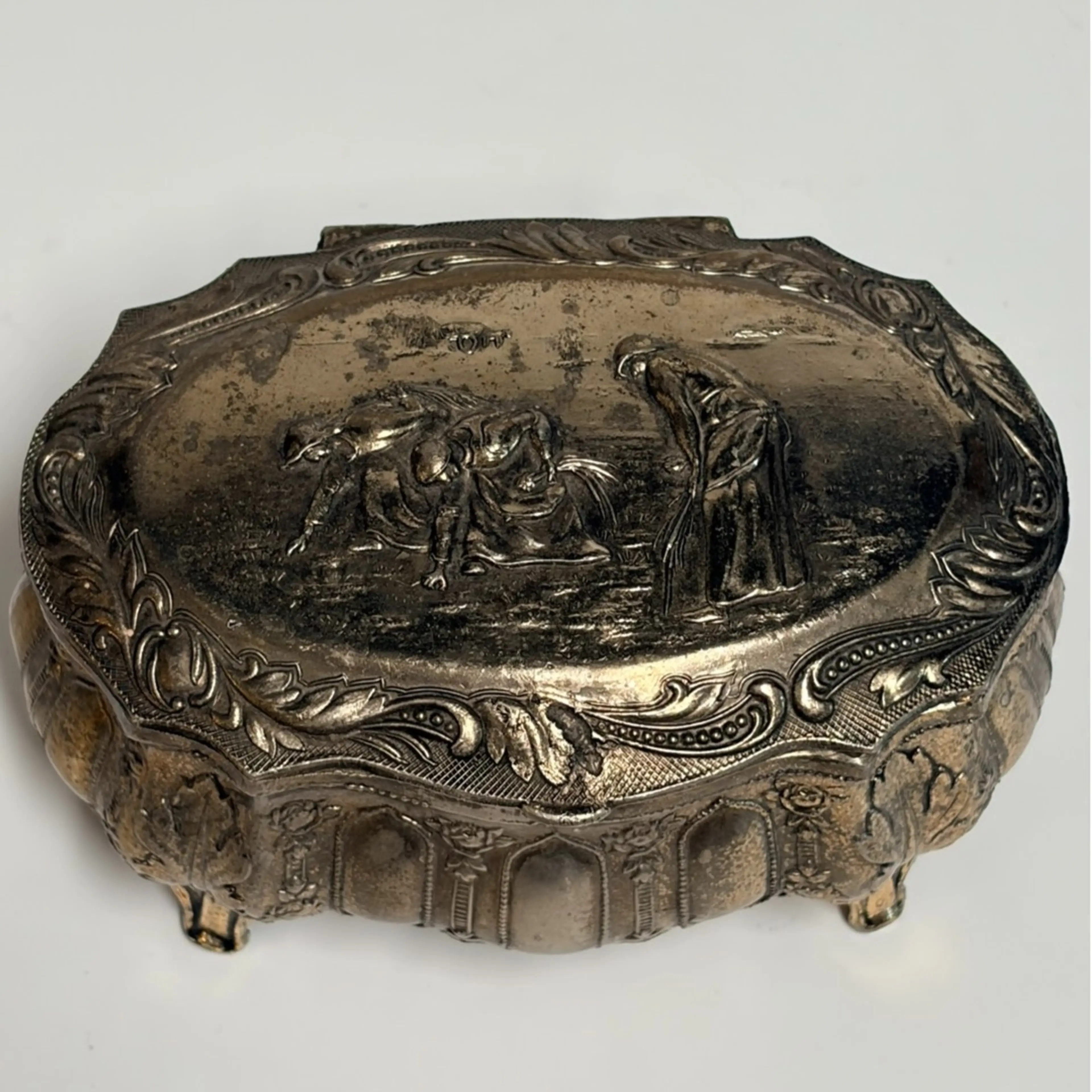 Image 2 of 10