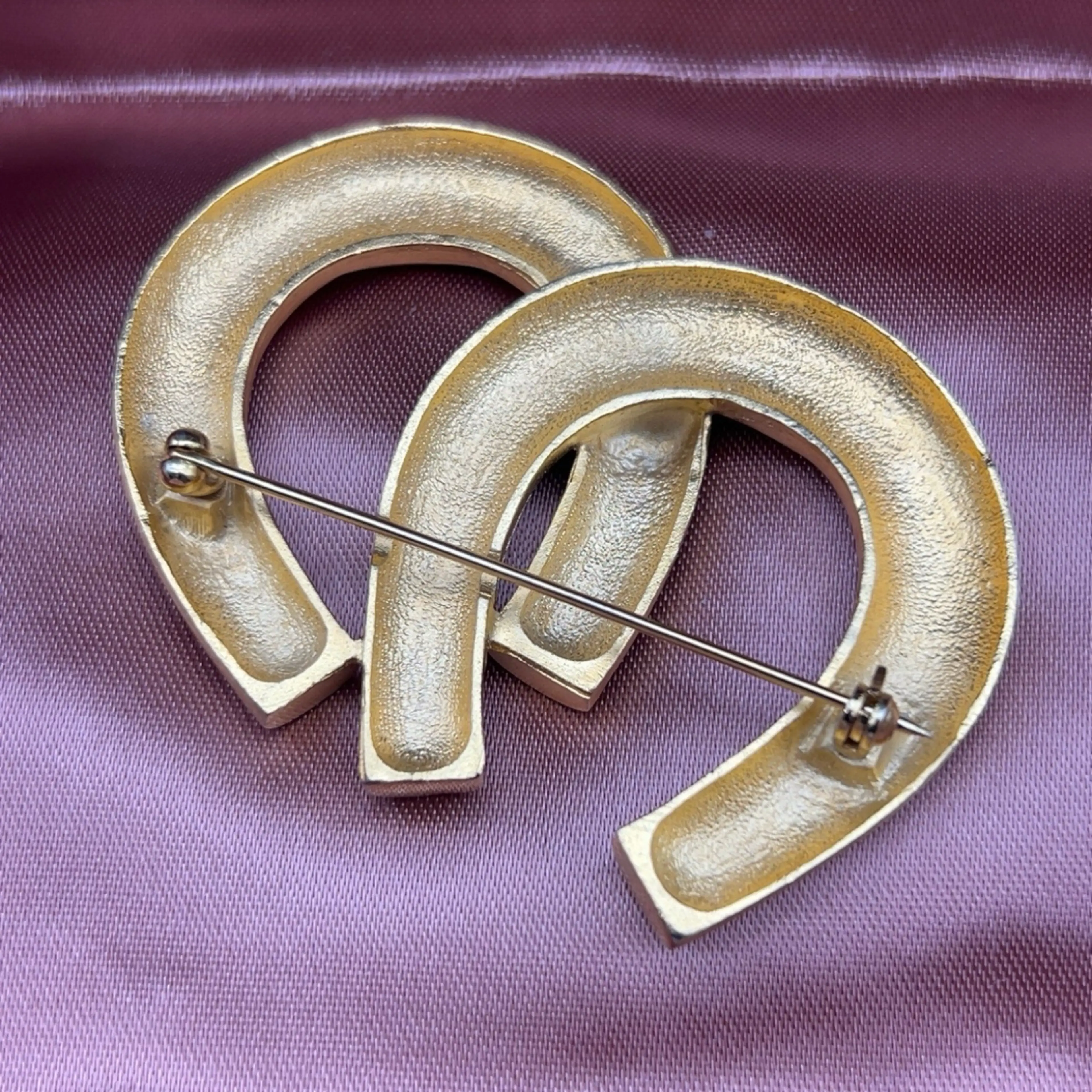 Image 2 of 2