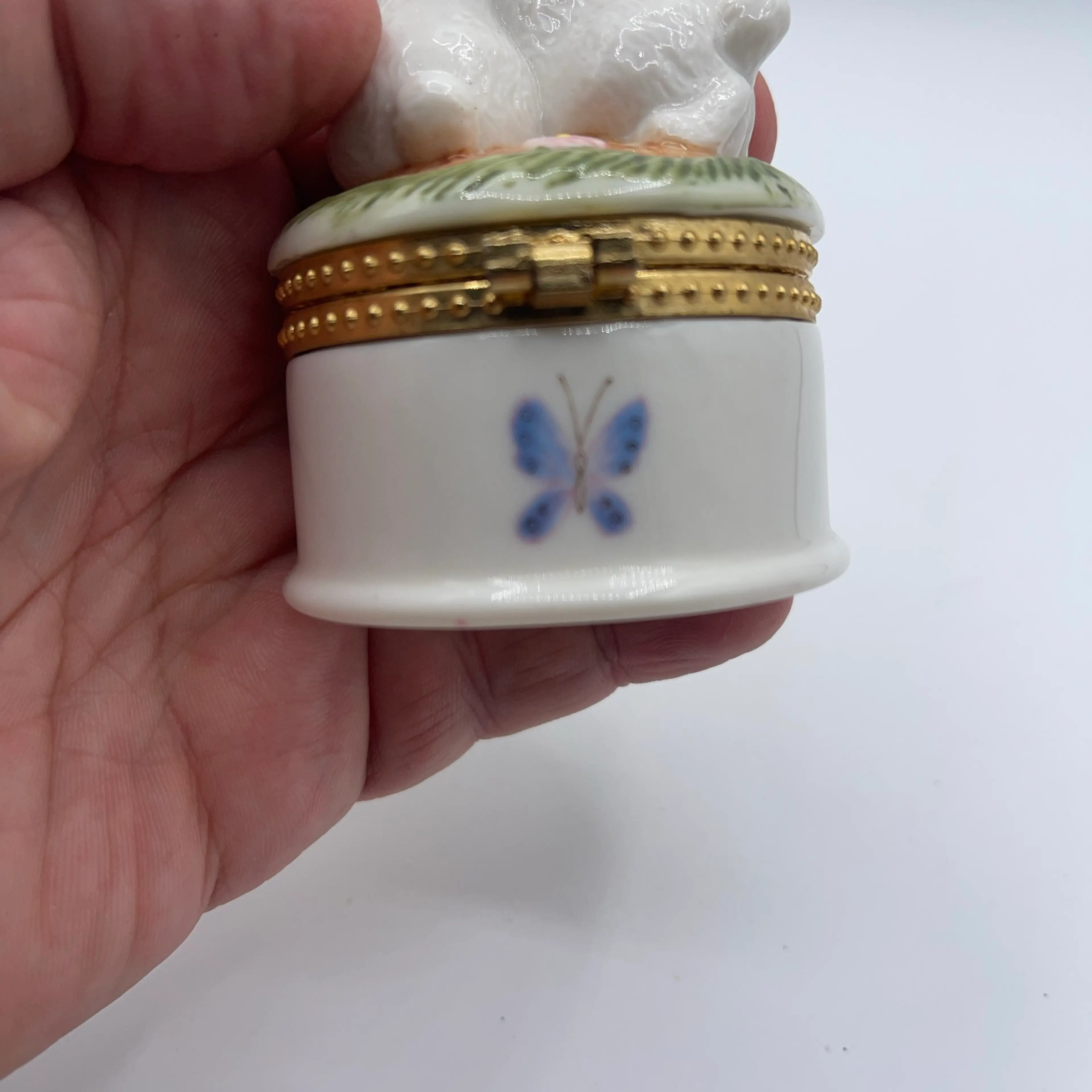 Image 4 of 7