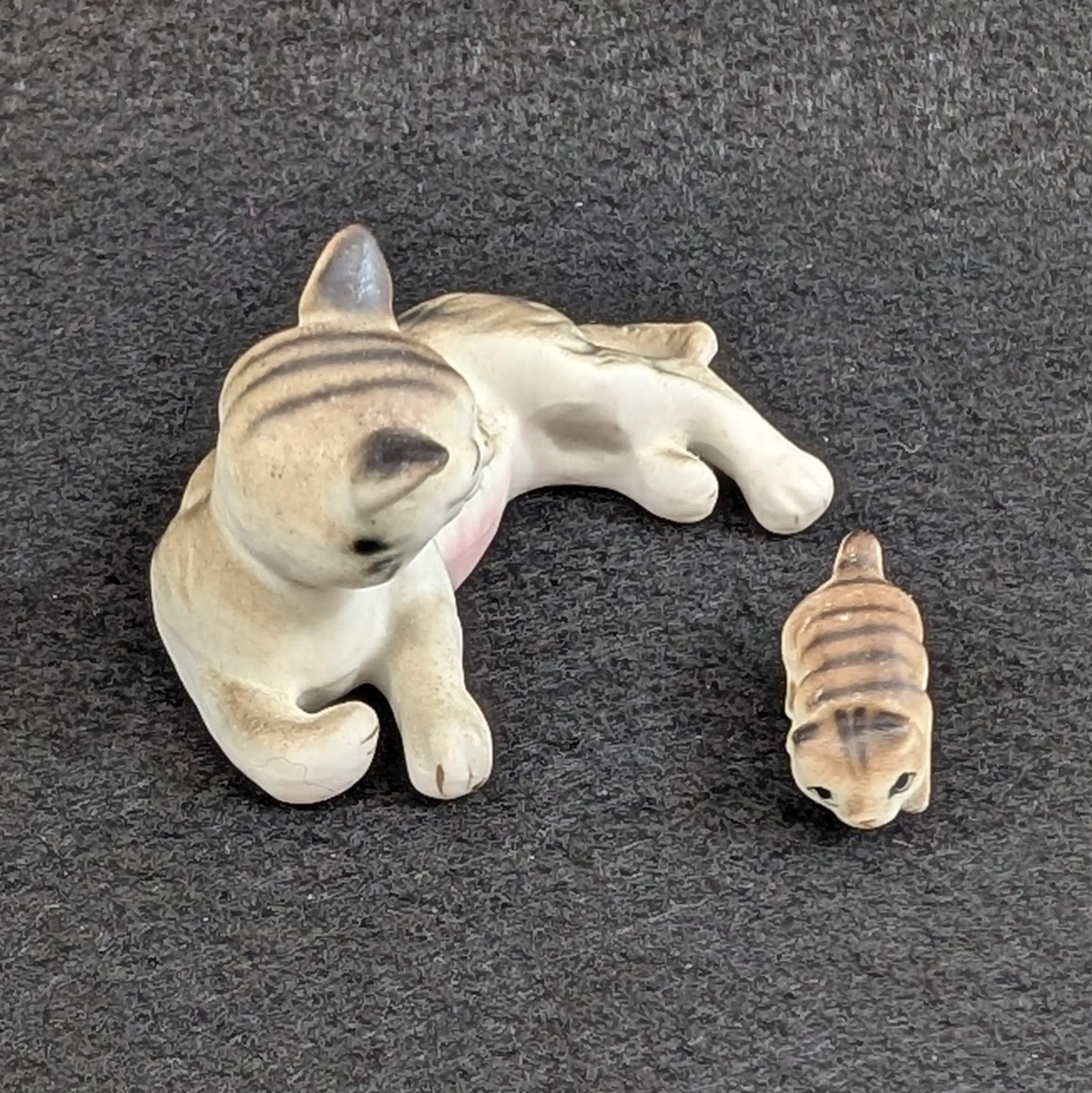 Image 3 of 12