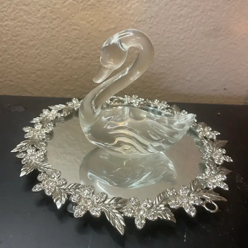 Marked Fenton 4” Clear Swan Figurine