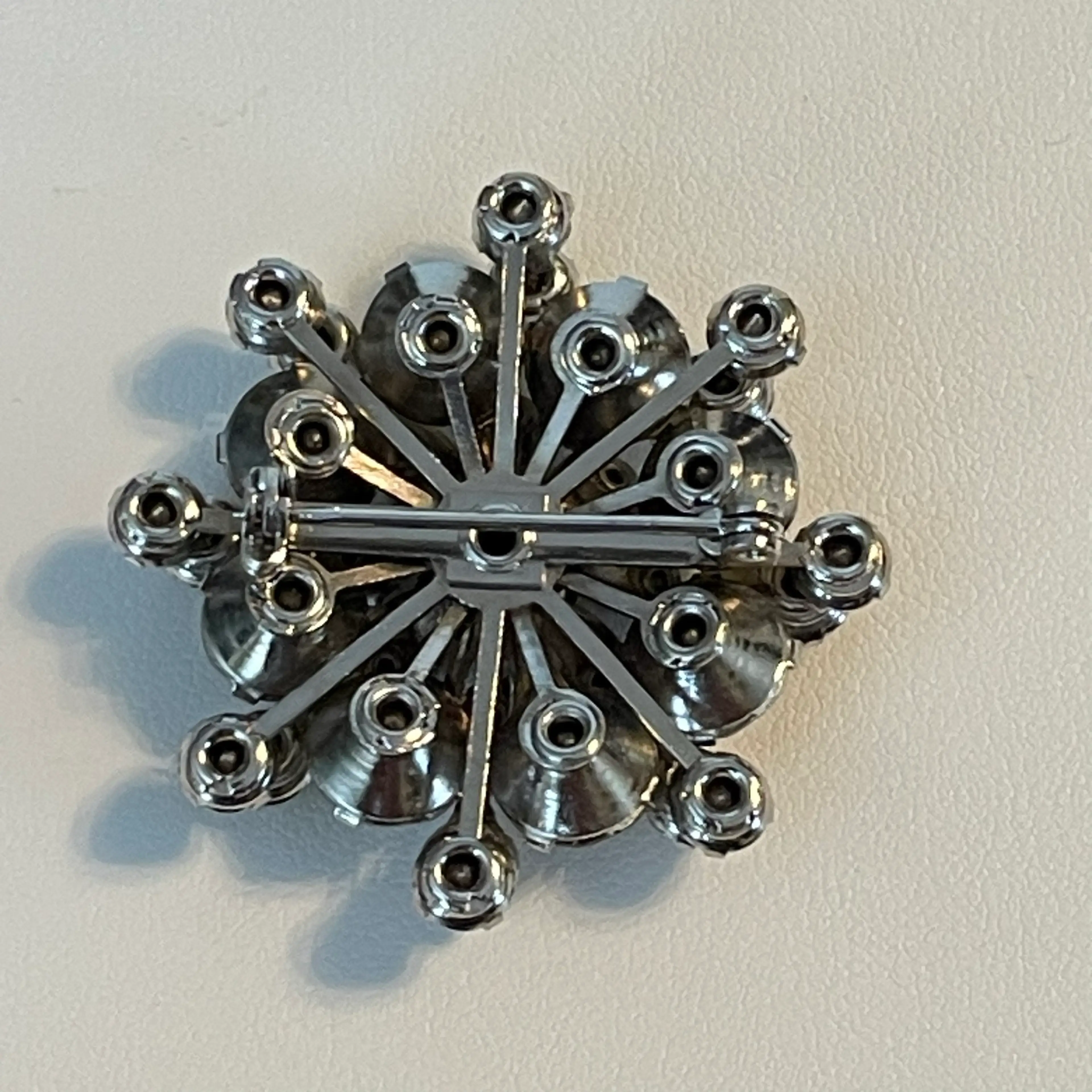 Image 4 of 6