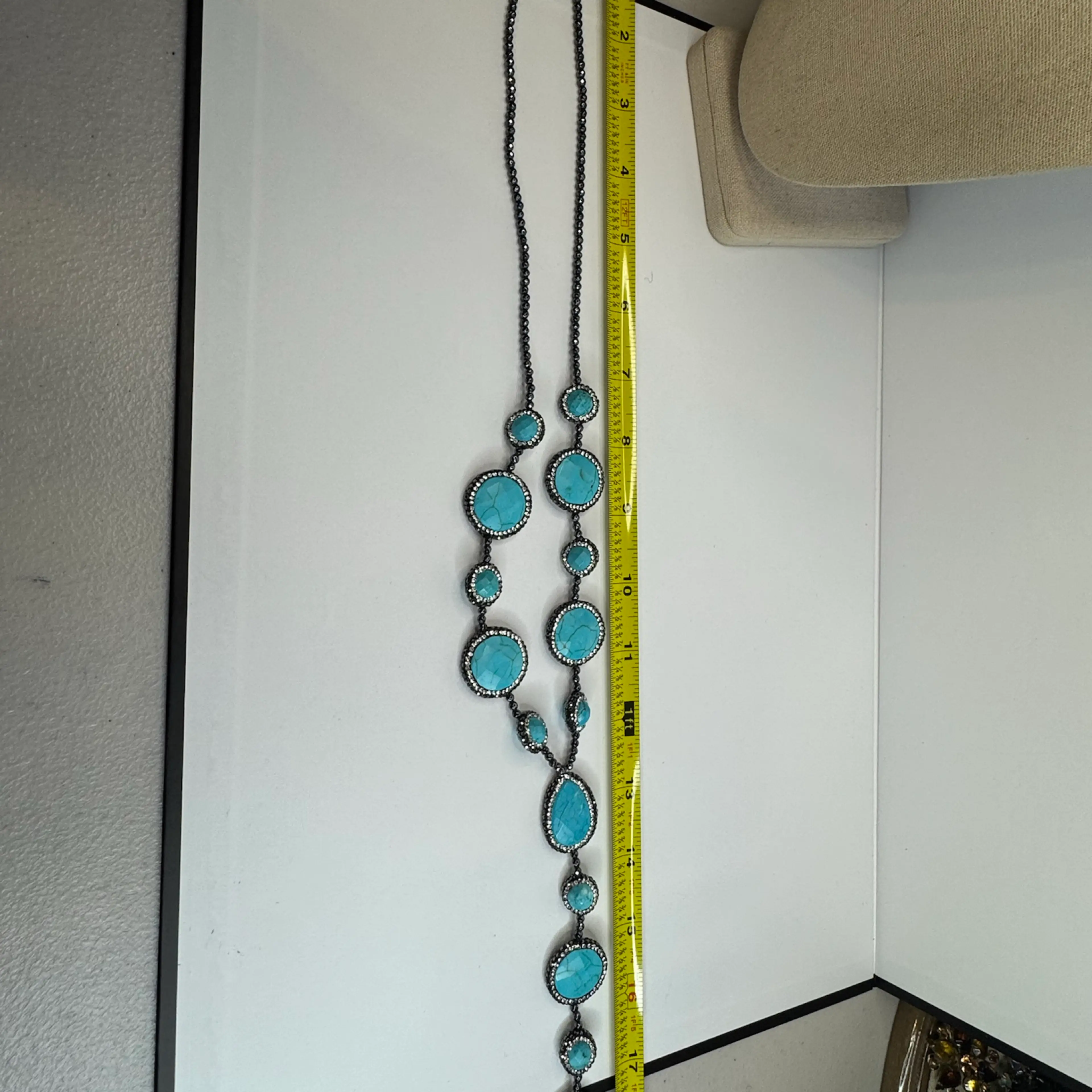 Image 4 of 6