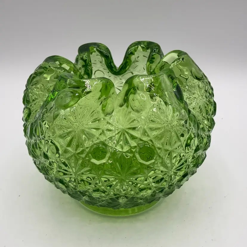 LG Wright Green Glass Daisy And Buttons Pinched Rose Bowl