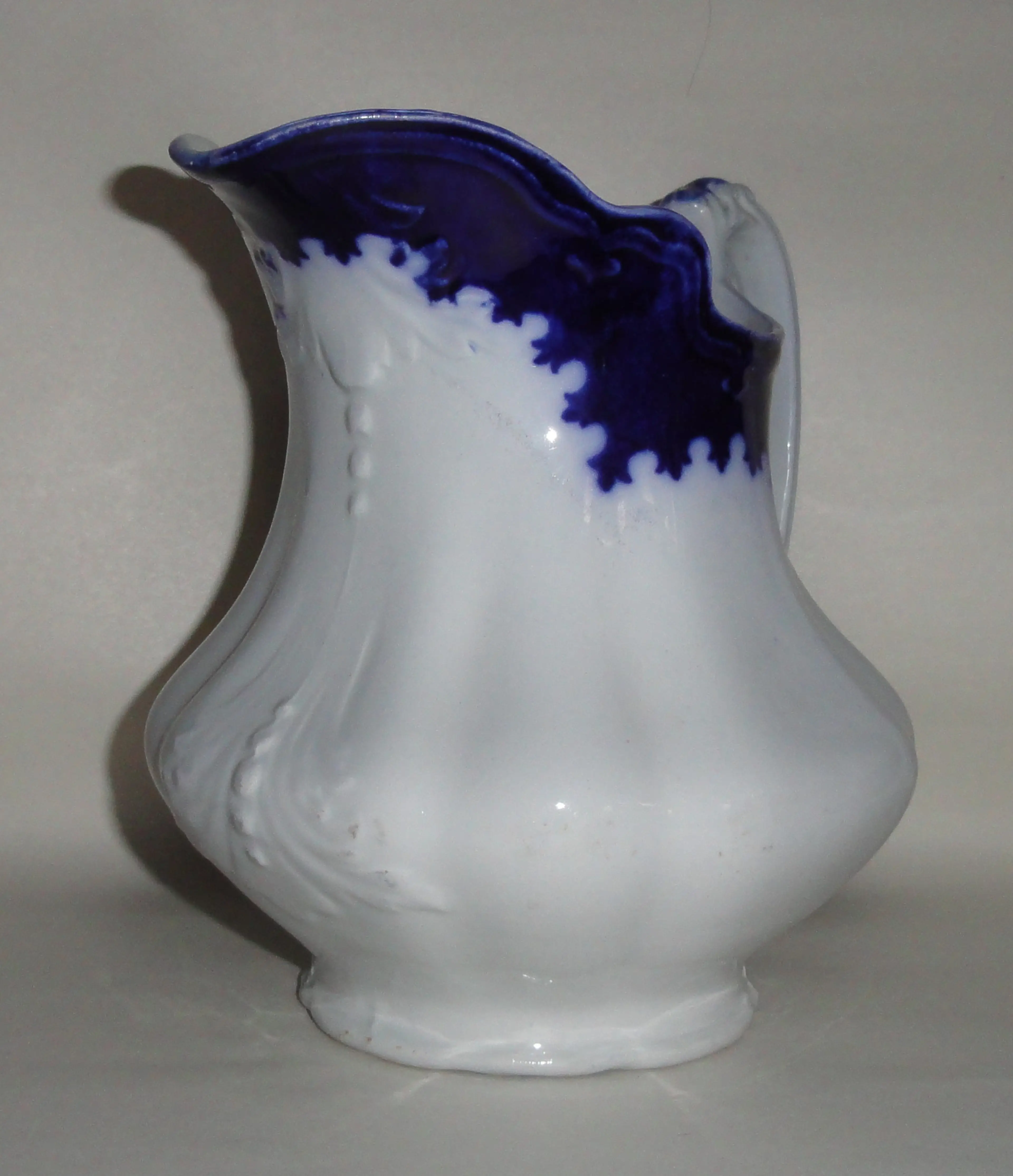 Image 2 of 9
