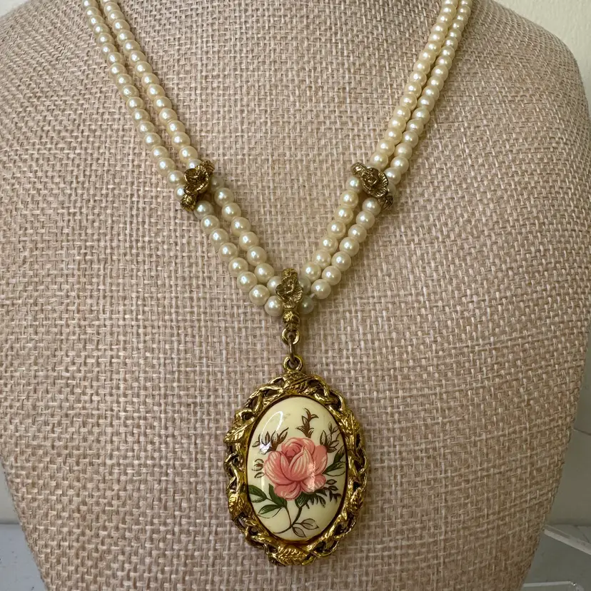 Vintage 1928 Co. Victorian Revival Faux Pearl Double Strand Rose Pendant Necklace
