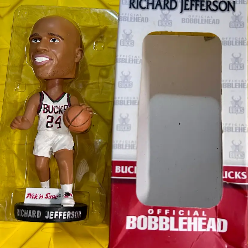 Richard Jefferson Bobblehead Milwaukee Bucks 24 NEW w/BOX