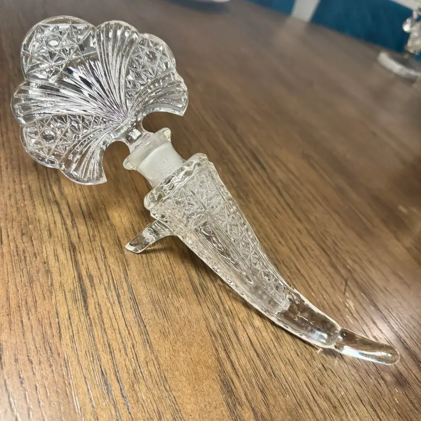 😻 Antique EAPG Cut Perfume Bottle, Ornate Fan Stopper, Side Standing w/Legs 11” long