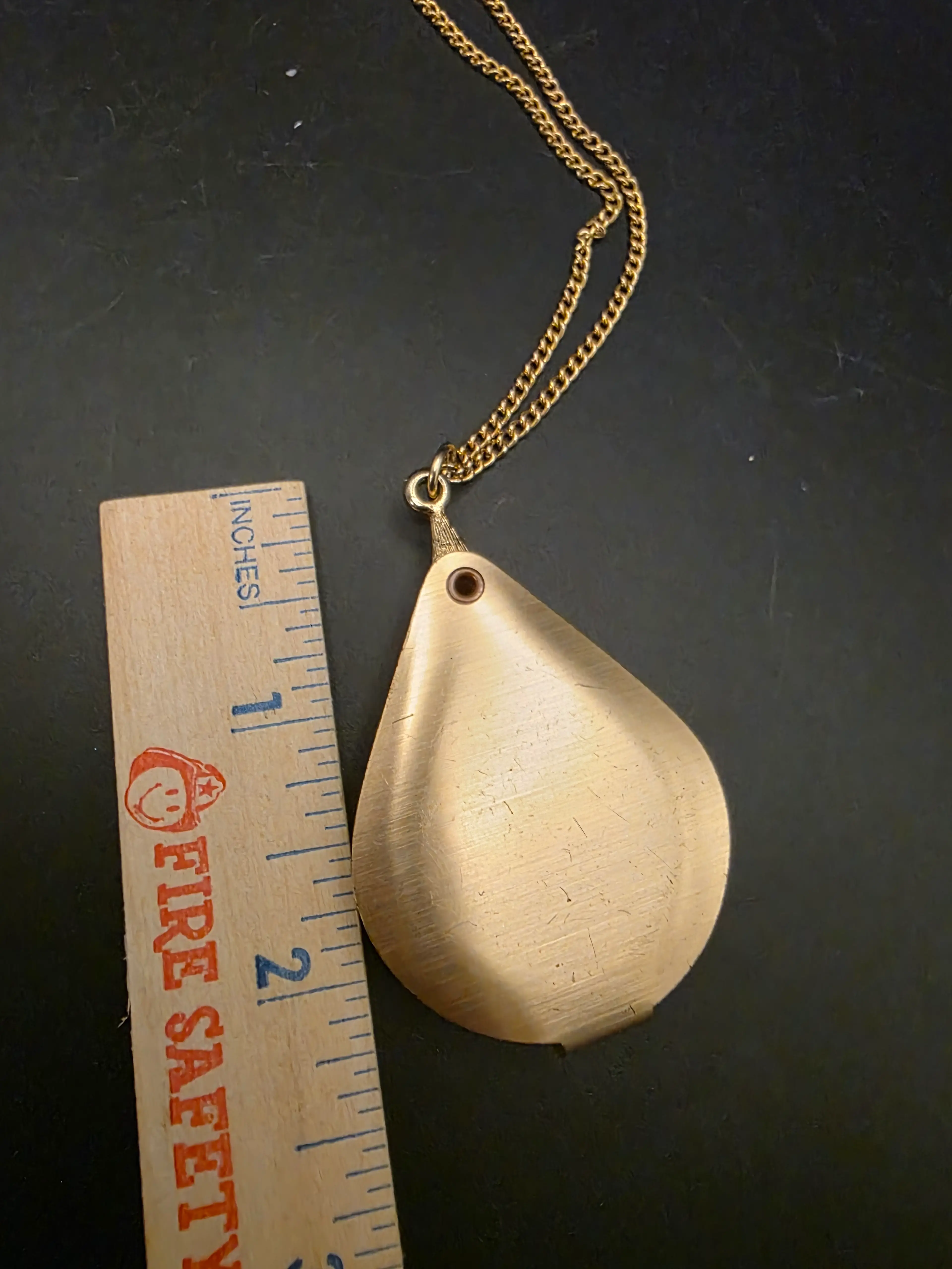 Image 4 of 4