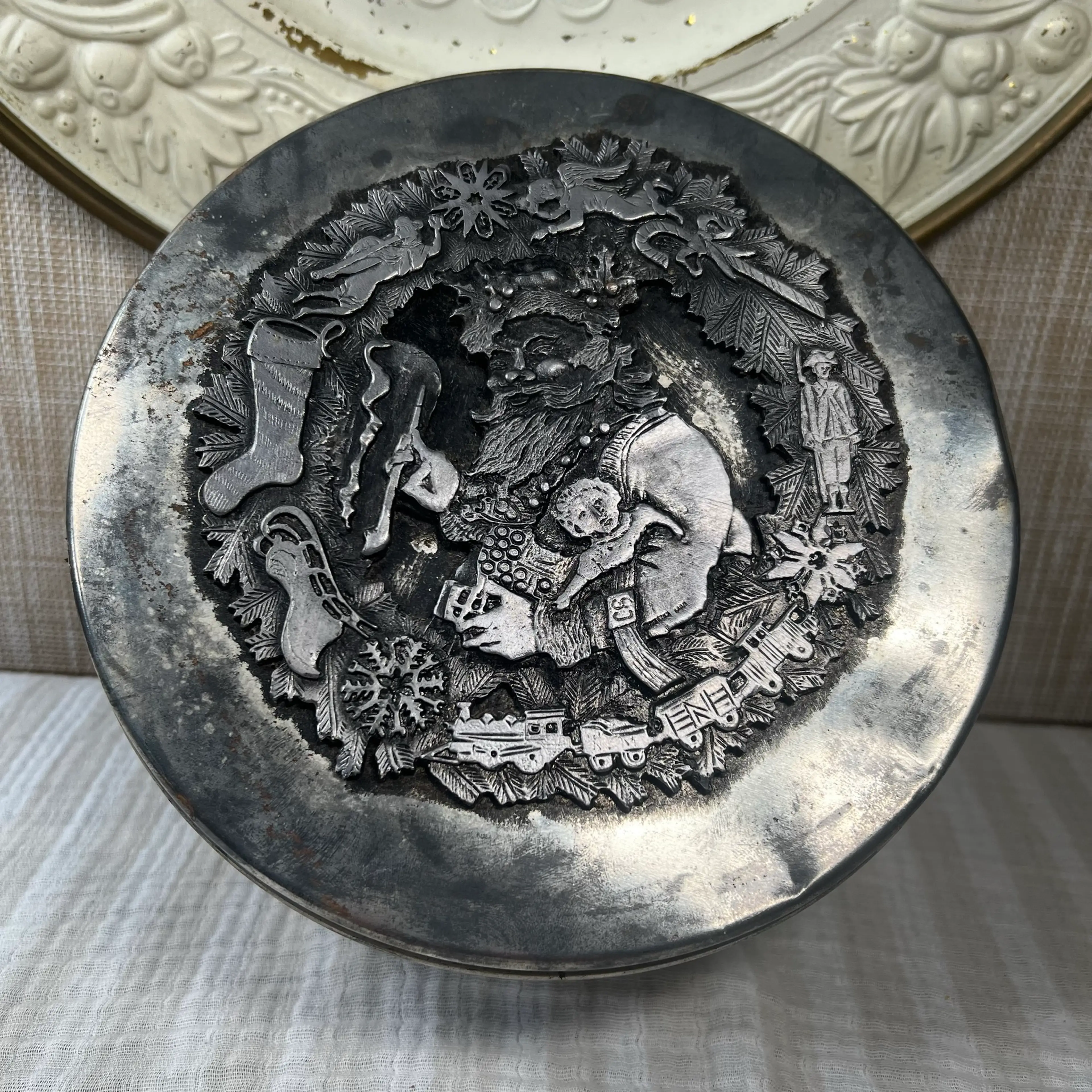Image 1 of 5