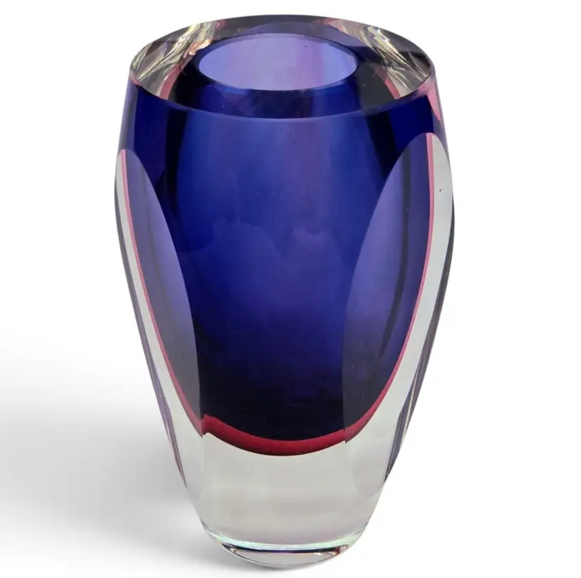 Art Glass Vase Sommerso Style Faceted Unbranded Multicolor 5¾"Tall with Issues