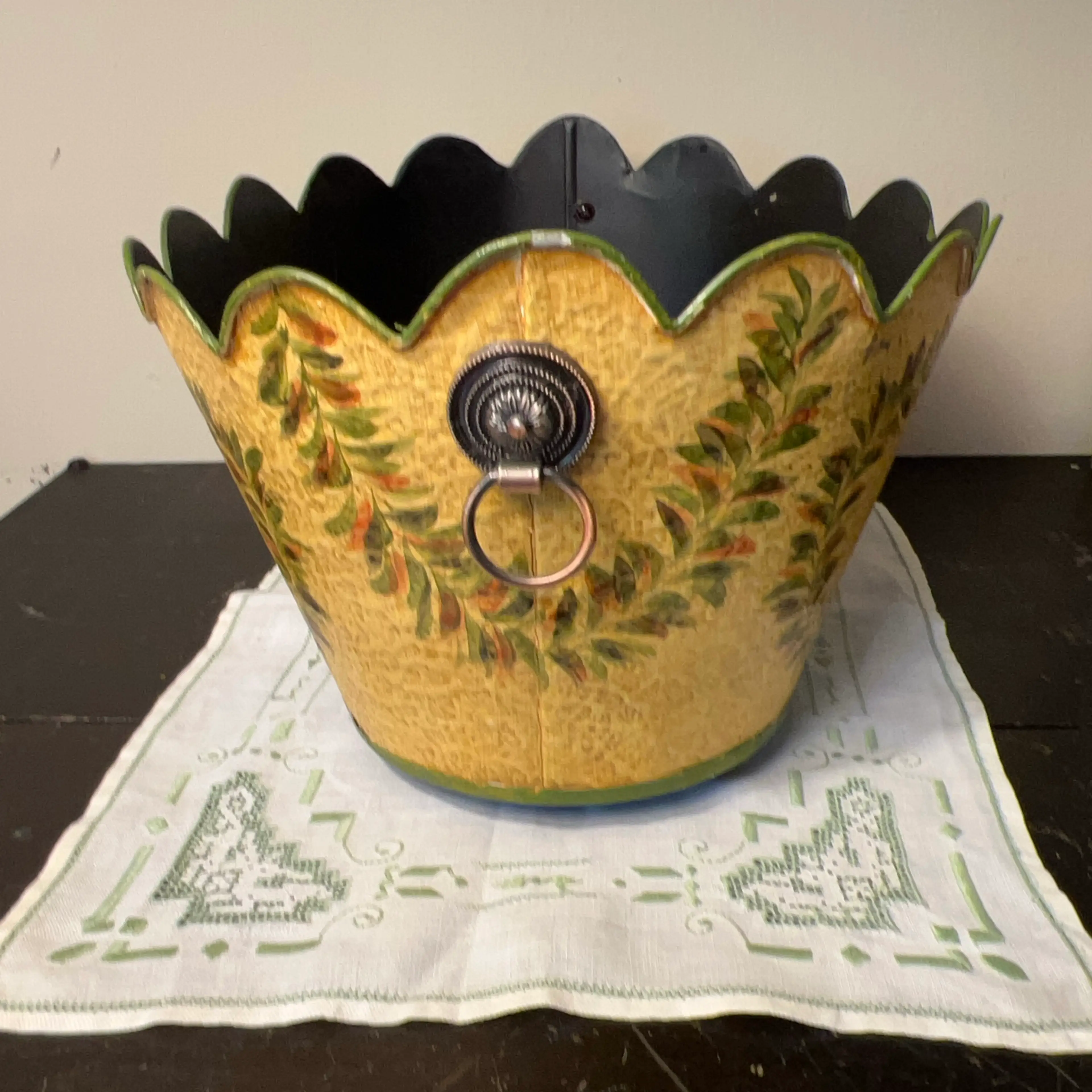 Image 4 of 6