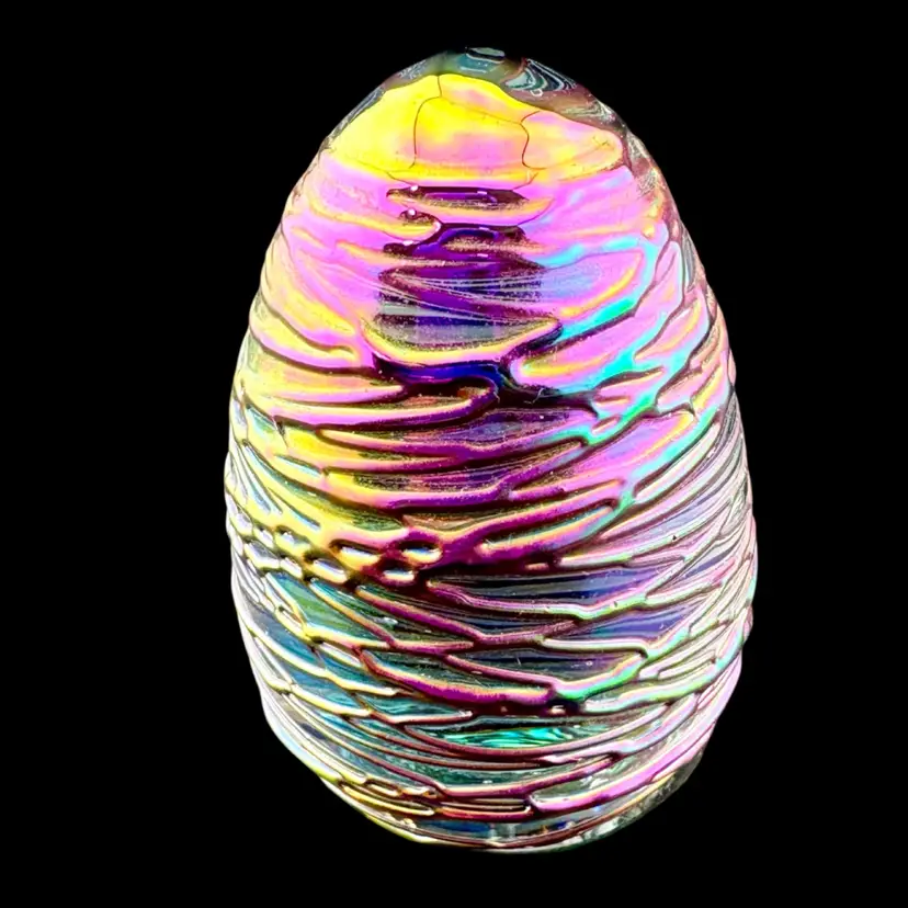 Vintage Mount Saint Helen’s Iridescent Threaded Egg Paperweight 2.5” Tall x 1.5” Wide