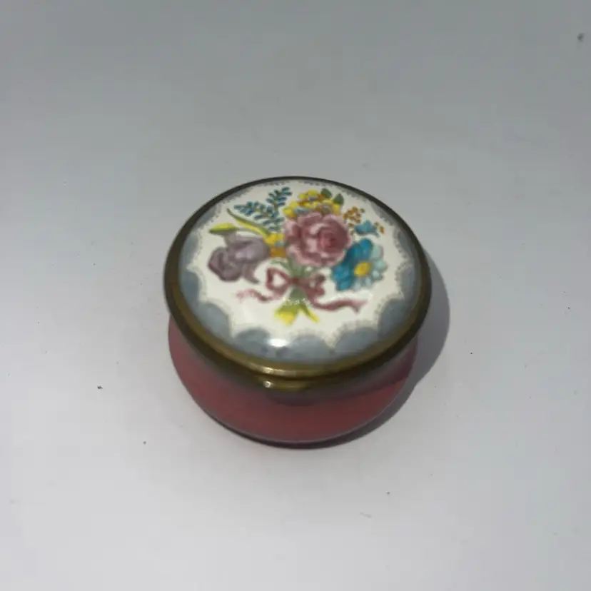 Bilston battersea enamel box Floral Motif 1.75” x1”
