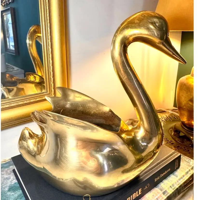 😻 8.5x8, vintage mid-century modern brass swan planter w/polished gold finish