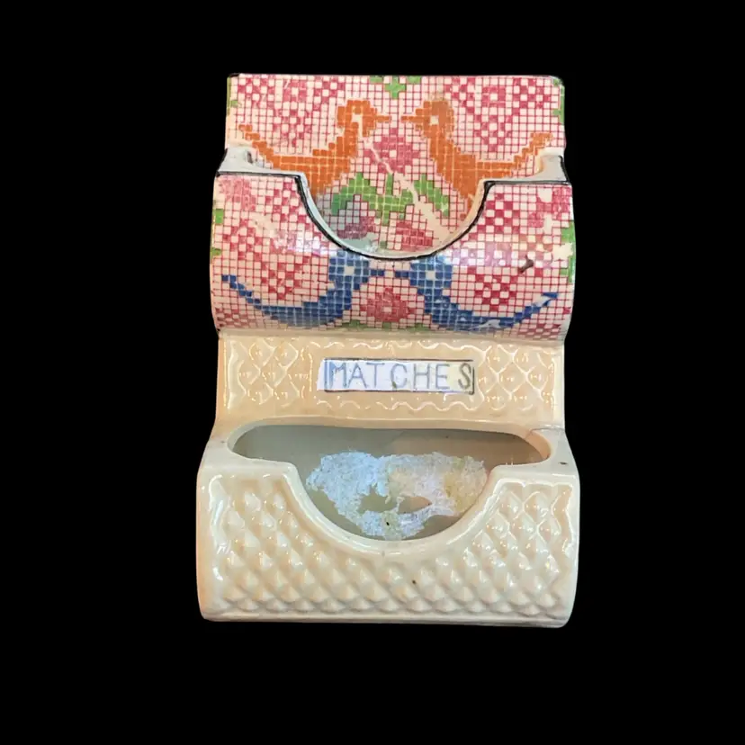 Vintage planter - match holder