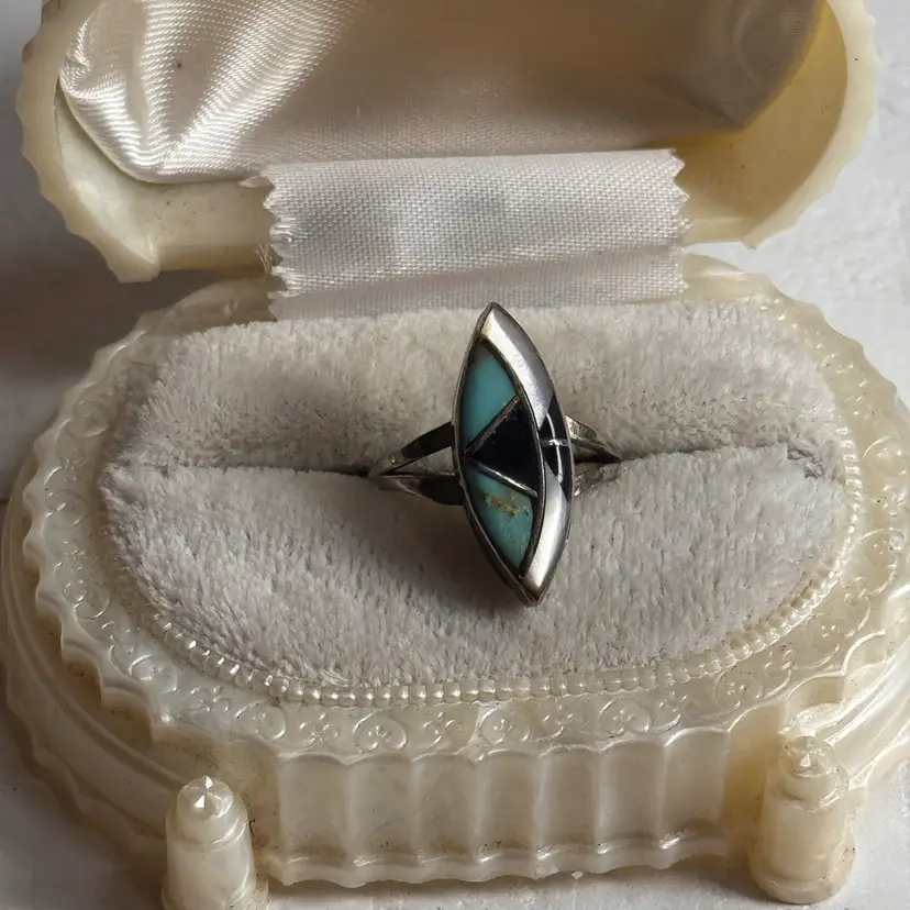 Vintage Native American Sterling Ring Inlay Sz 6.5