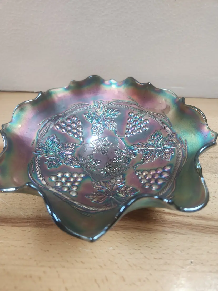 Vintage Fenton Grape and leaf pattern bonbon dish